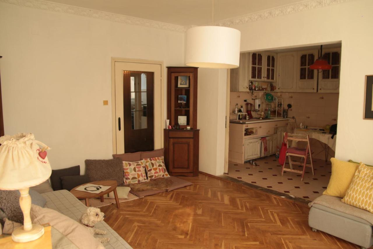 Elie'S Home Varna Extérieur photo